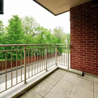 10101, Yonge, Crosby, Richmond Hill