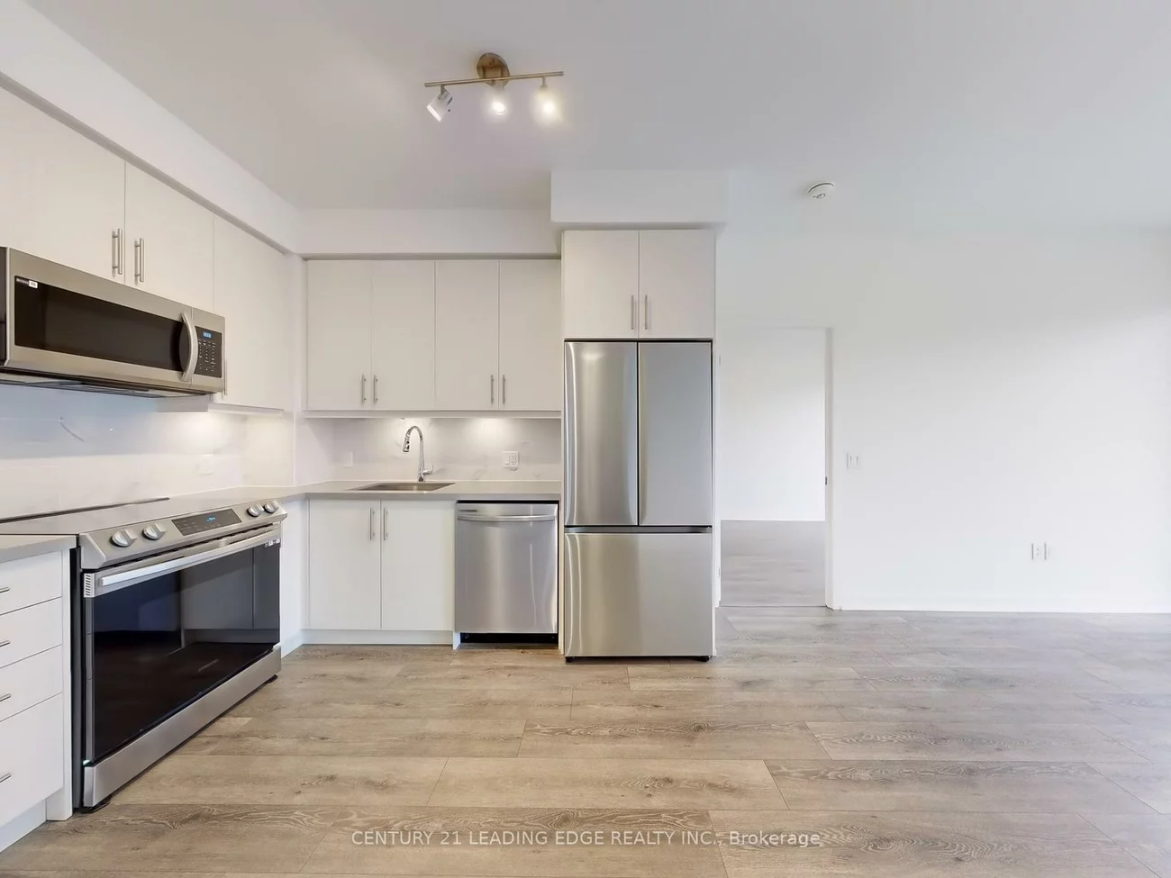 105, Oneida, Langstaff, Richmond Hill