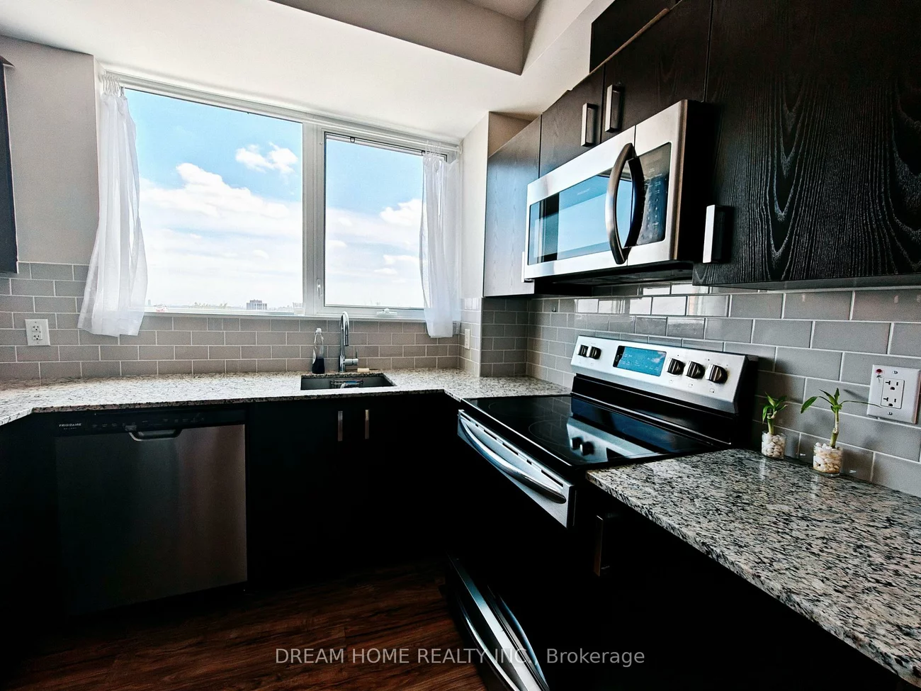 11611, Yonge, Jefferson, Richmond Hill