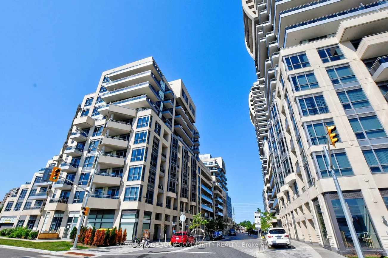 9205, yonge, Langstaff, Richmond Hill