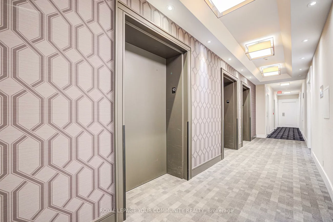 9205, yonge, Langstaff, Richmond Hill