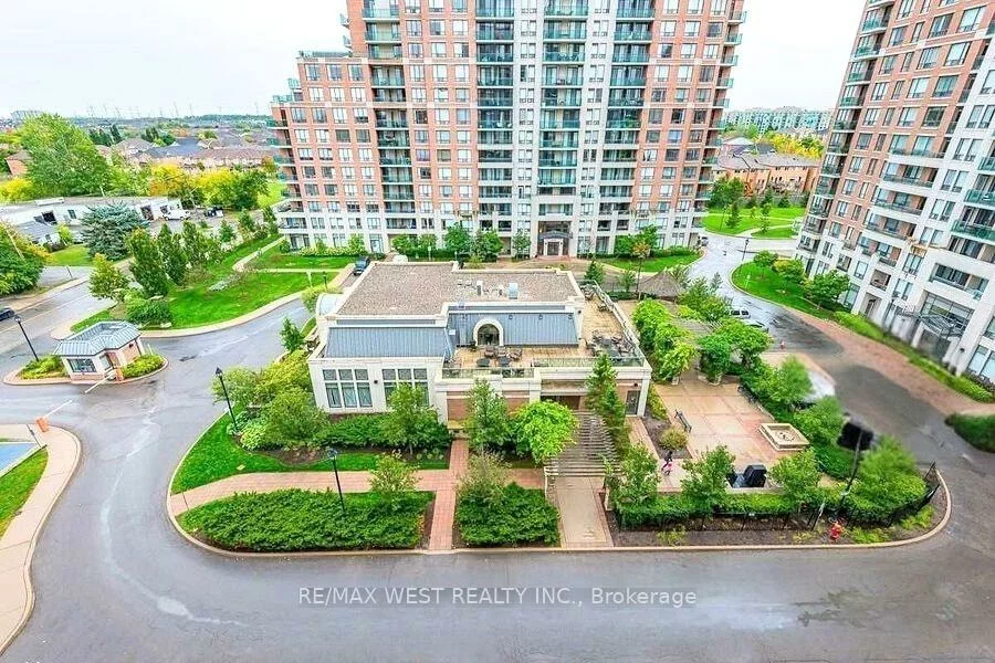 350, Red Maple, Langstaff, Richmond Hill
