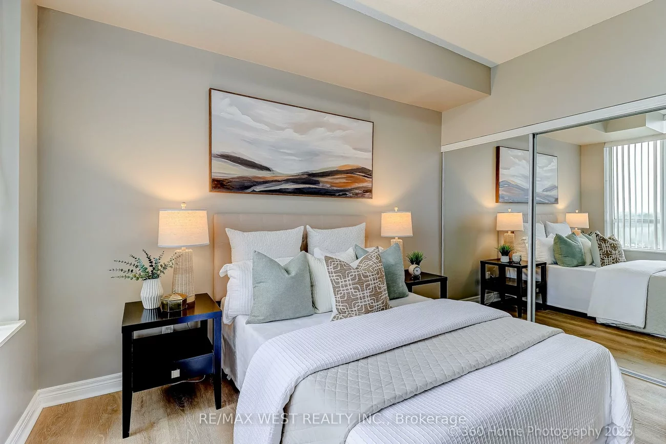 350, Red Maple, Langstaff, Richmond Hill