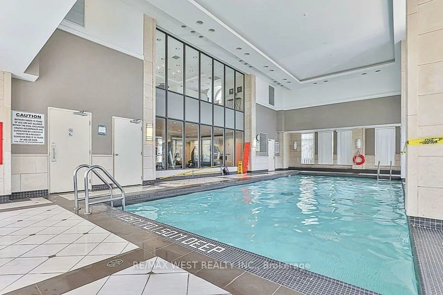 350, Red Maple, Langstaff, Richmond Hill