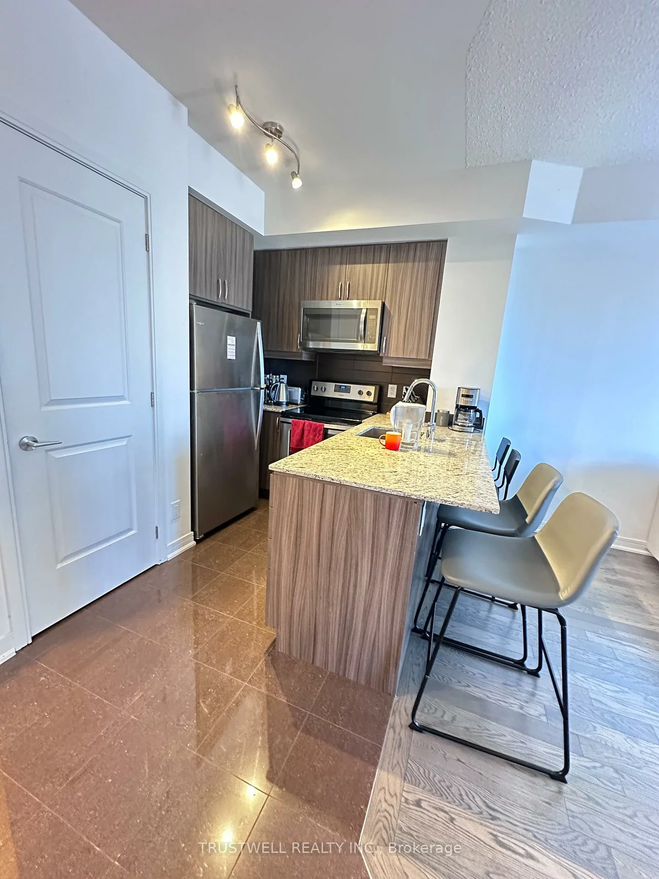 9205, Yonge, Langstaff, Richmond Hill