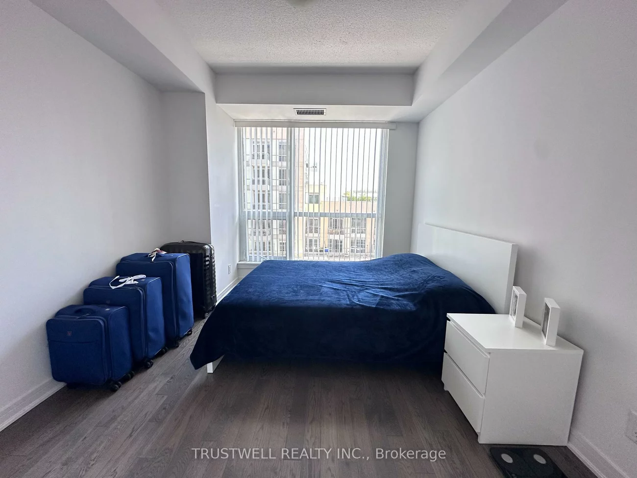 9205, Yonge, Langstaff, Richmond Hill