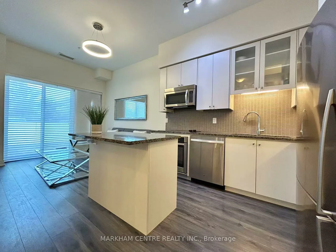 9090, Yonge, South Richvale, Richmond Hill