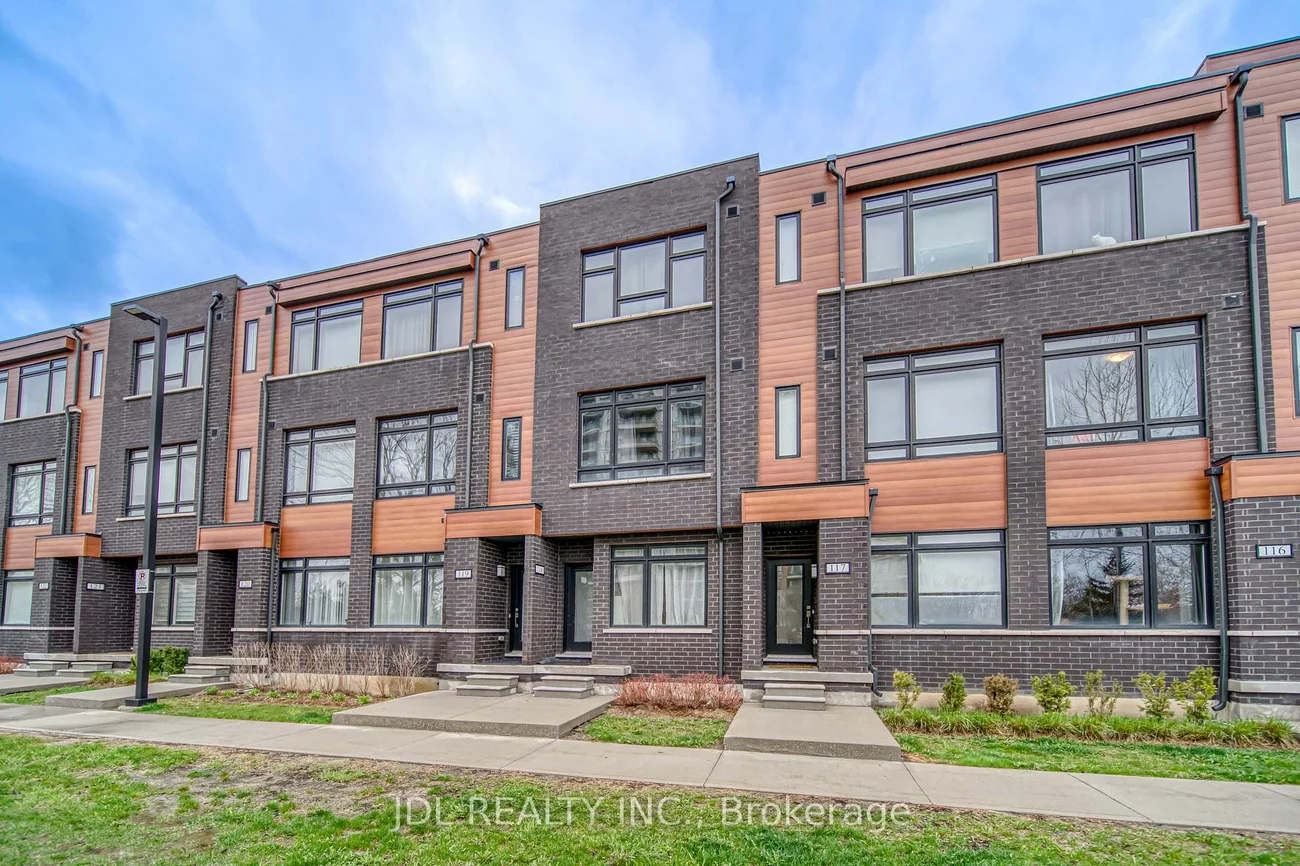 370, D Red Maple, Langstaff, Richmond Hill