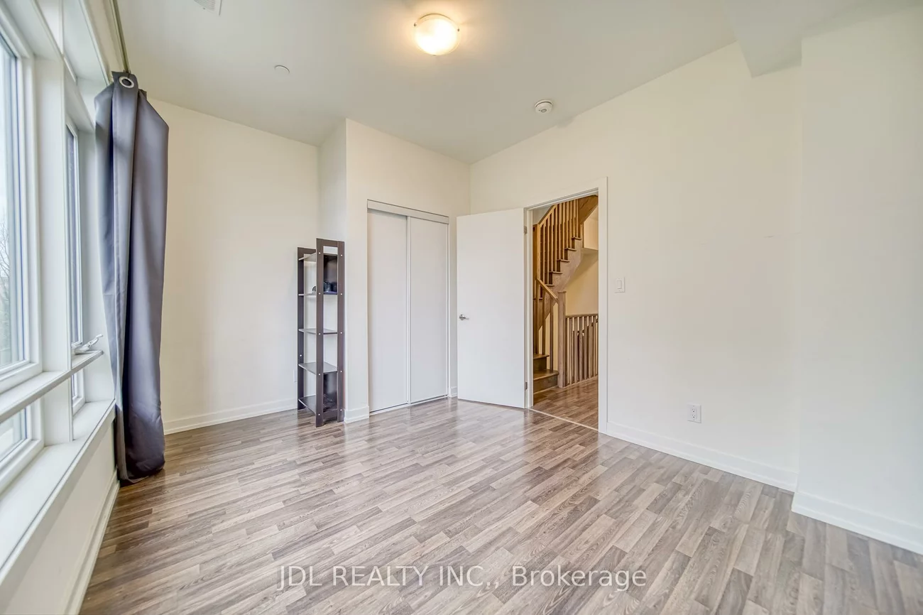 370, D Red Maple, Langstaff, Richmond Hill
