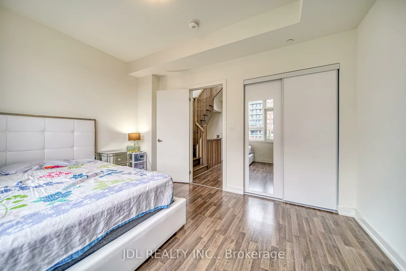 370, D Red Maple, Langstaff, Richmond Hill