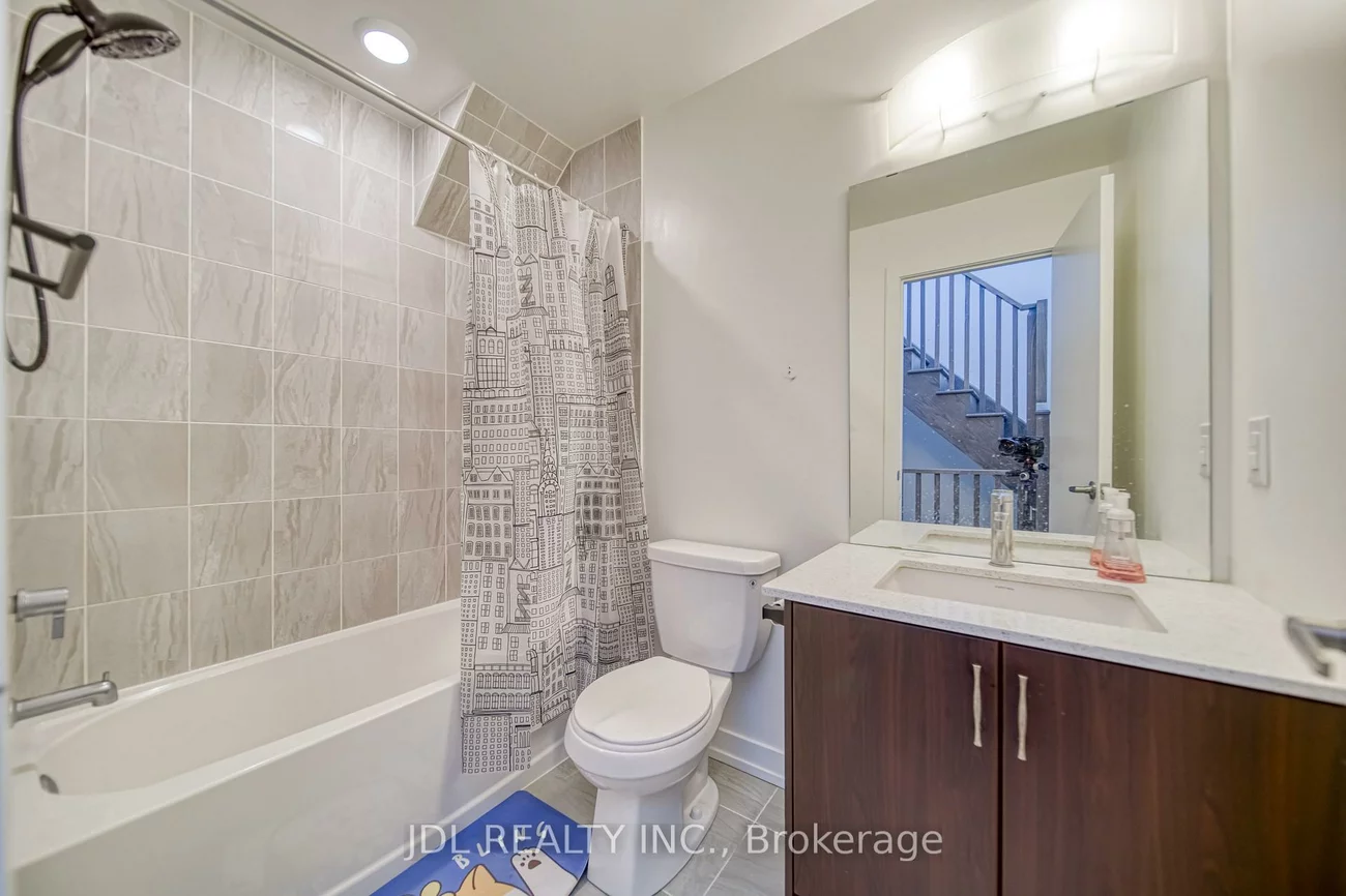 370, D Red Maple, Langstaff, Richmond Hill