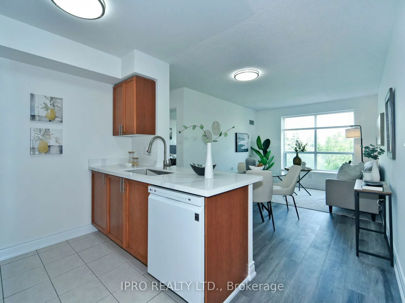 51, Baffin, Langstaff, Richmond Hill