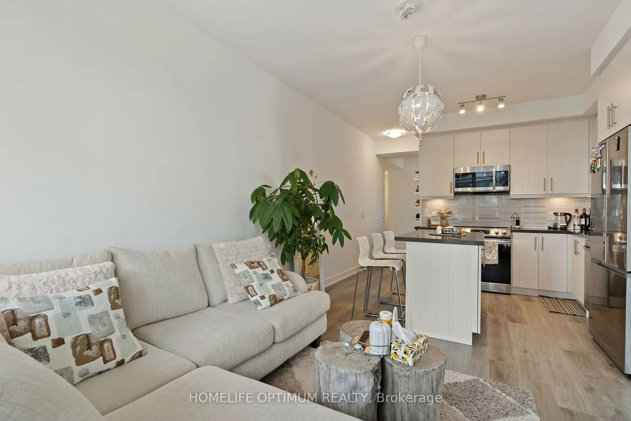 95, Oneida, Langstaff, Richmond Hill