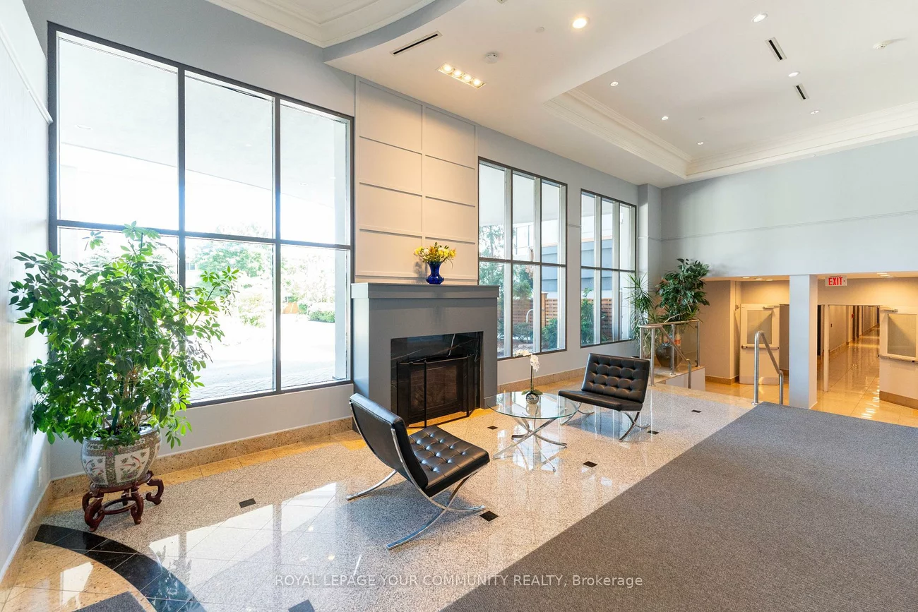 11121, Yonge, Devonsleigh, Richmond Hill