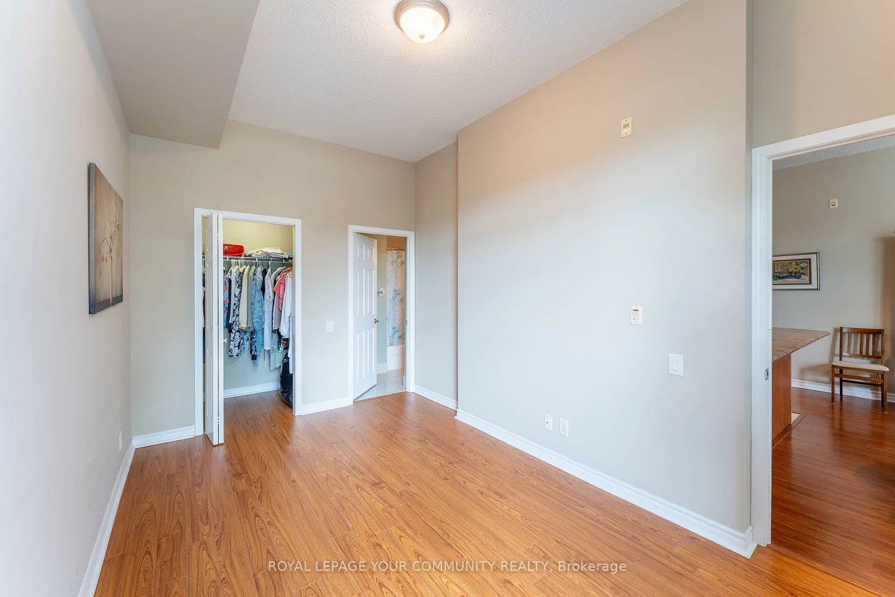 11121, Yonge, Devonsleigh, Richmond Hill
