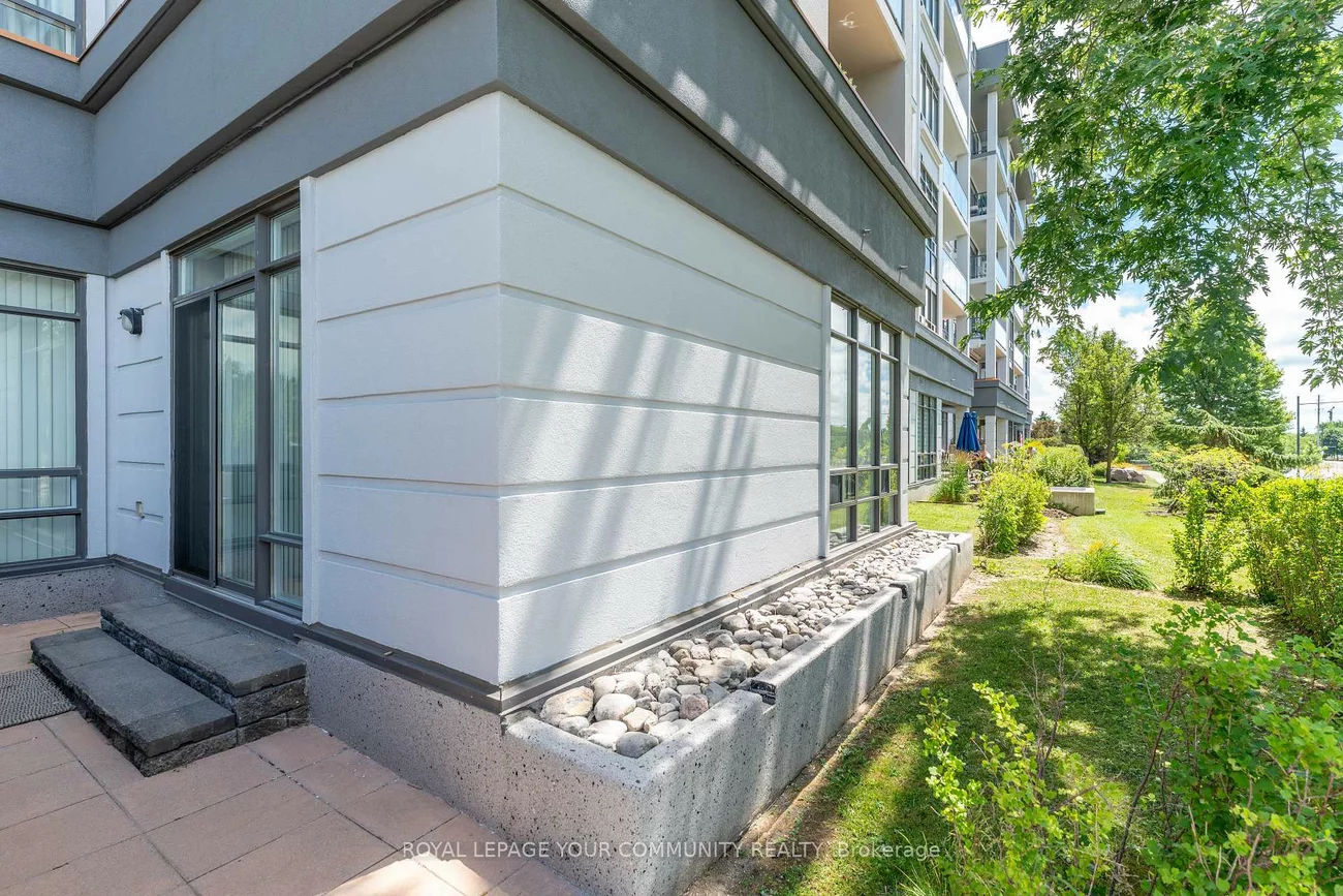 11121, Yonge, Devonsleigh, Richmond Hill