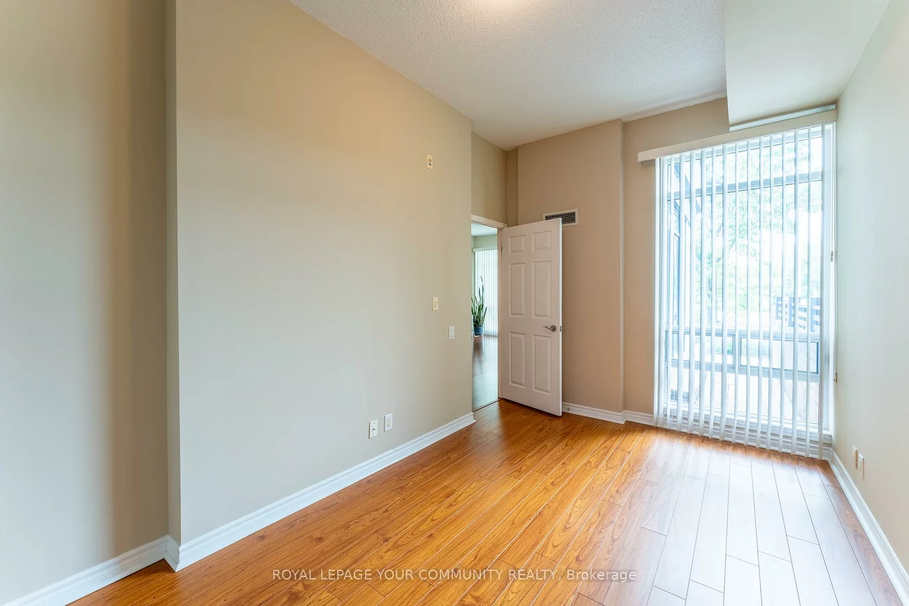 11121, Yonge, Devonsleigh, Richmond Hill