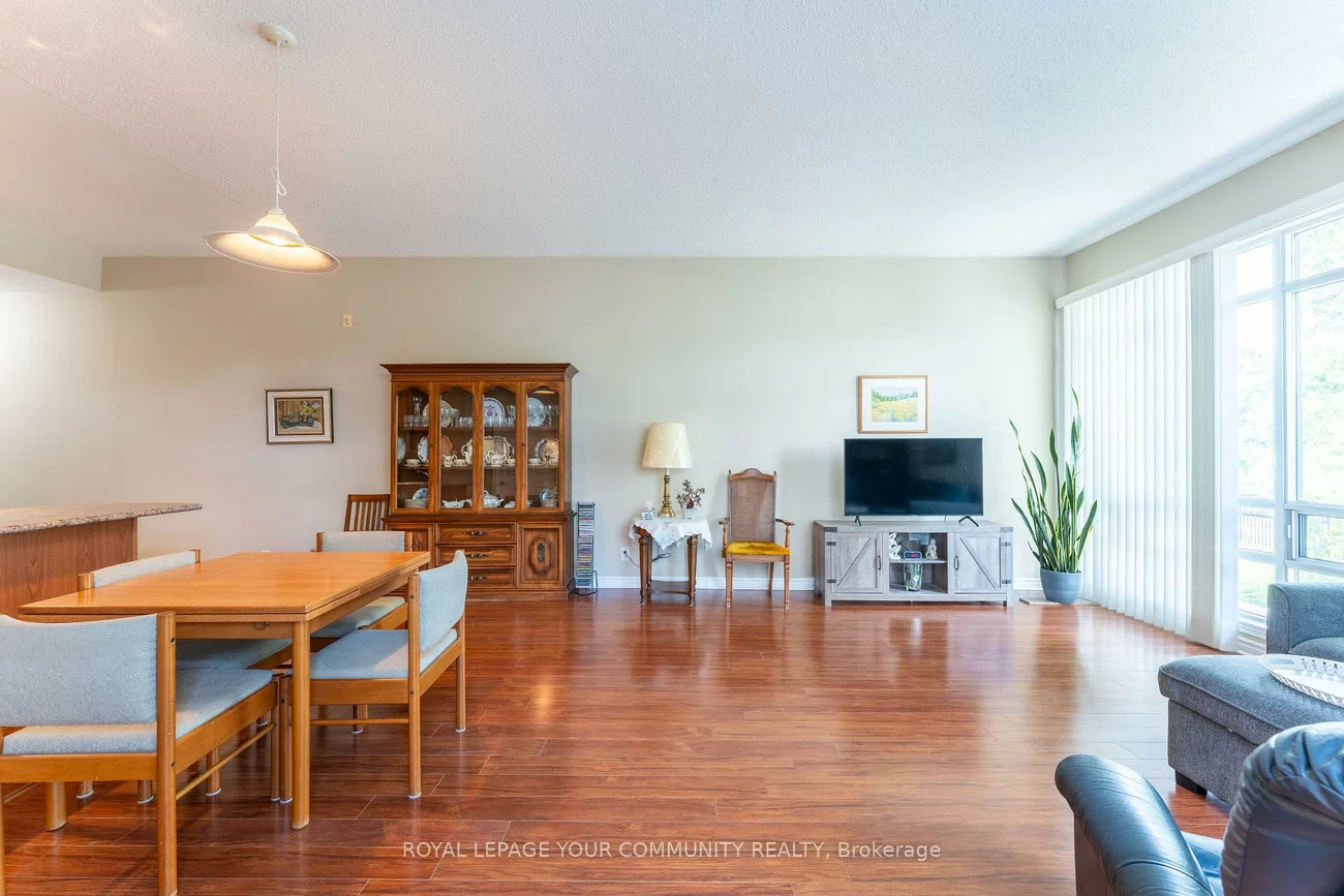 11121, Yonge, Devonsleigh, Richmond Hill