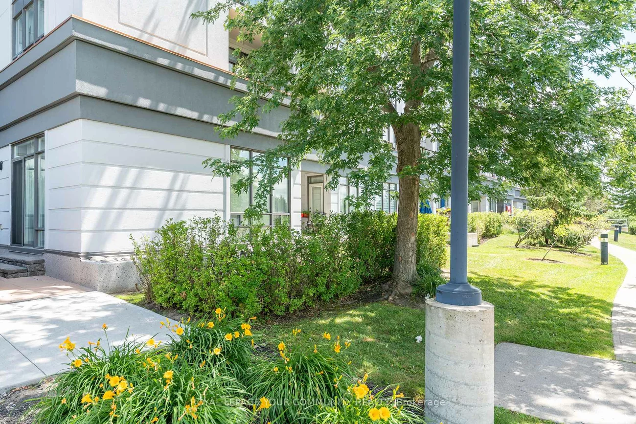 11121, Yonge, Devonsleigh, Richmond Hill