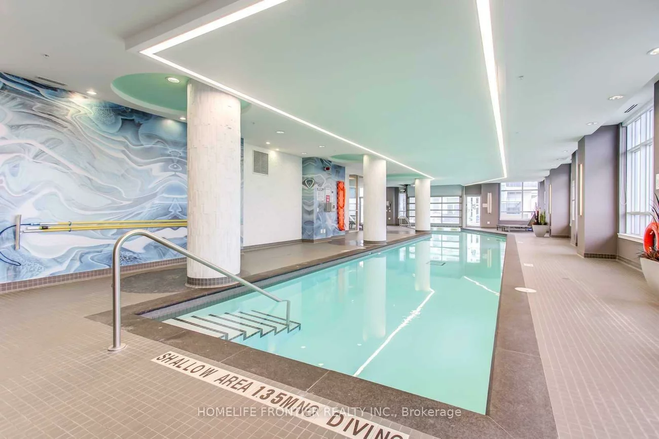 9201, Yonge, Langstaff, Richmond Hill