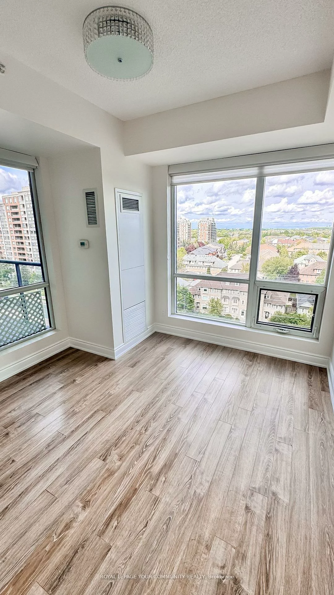 9088, Yonge, South Richvale, Richmond Hill