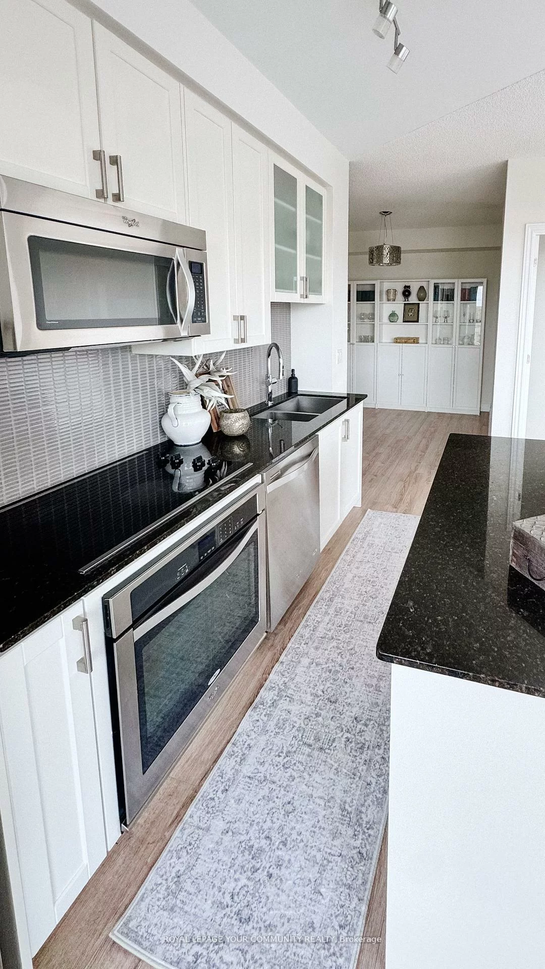 9088, Yonge, South Richvale, Richmond Hill