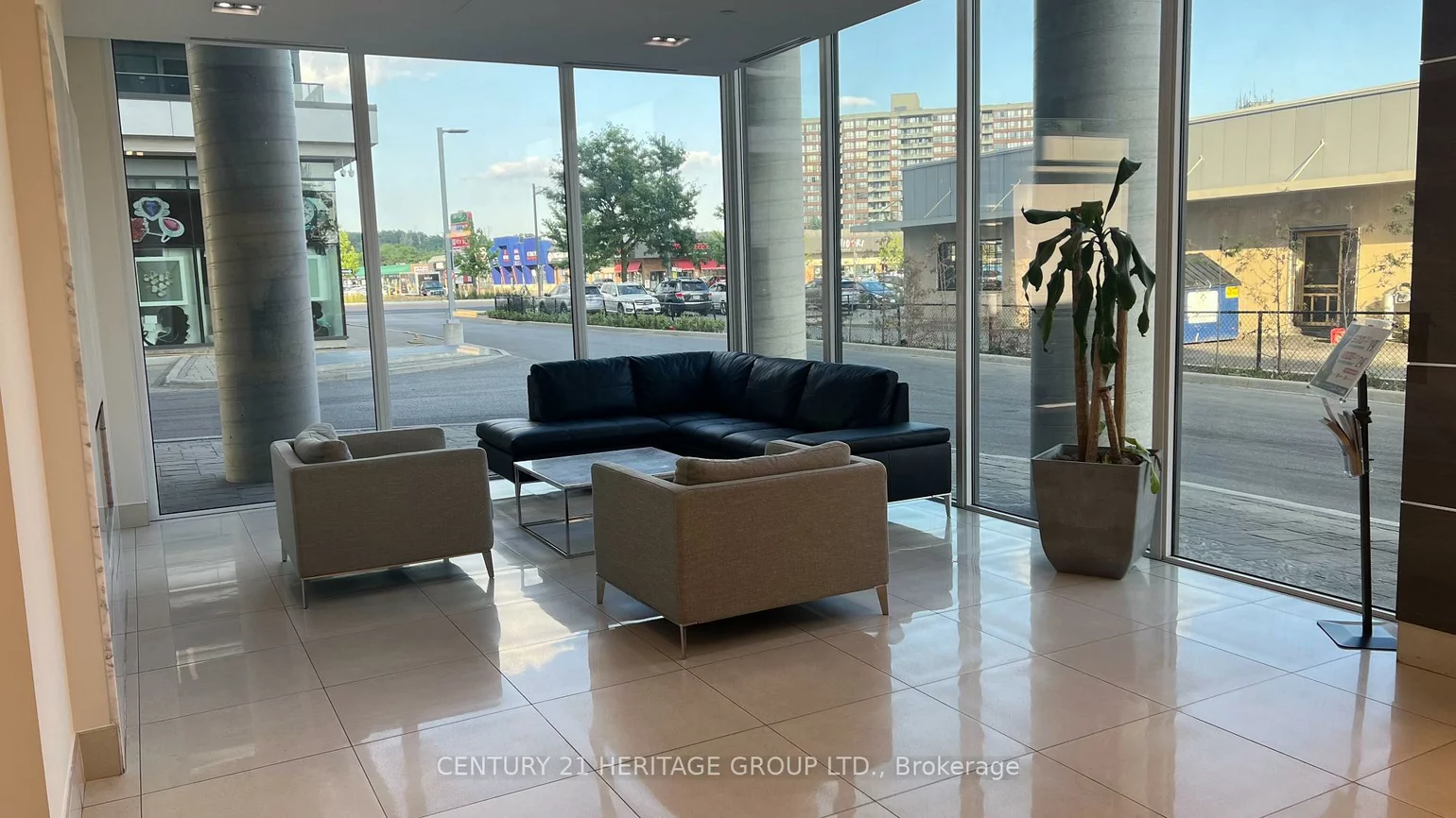9618, Yonge, North Richvale, Richmond Hill