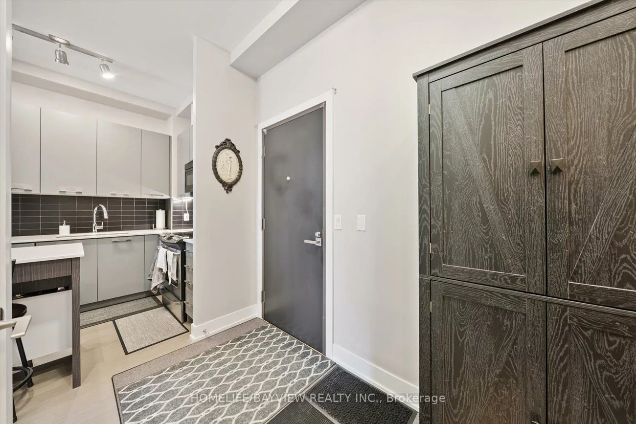 9471, Yonge, North Richvale, Richmond Hill