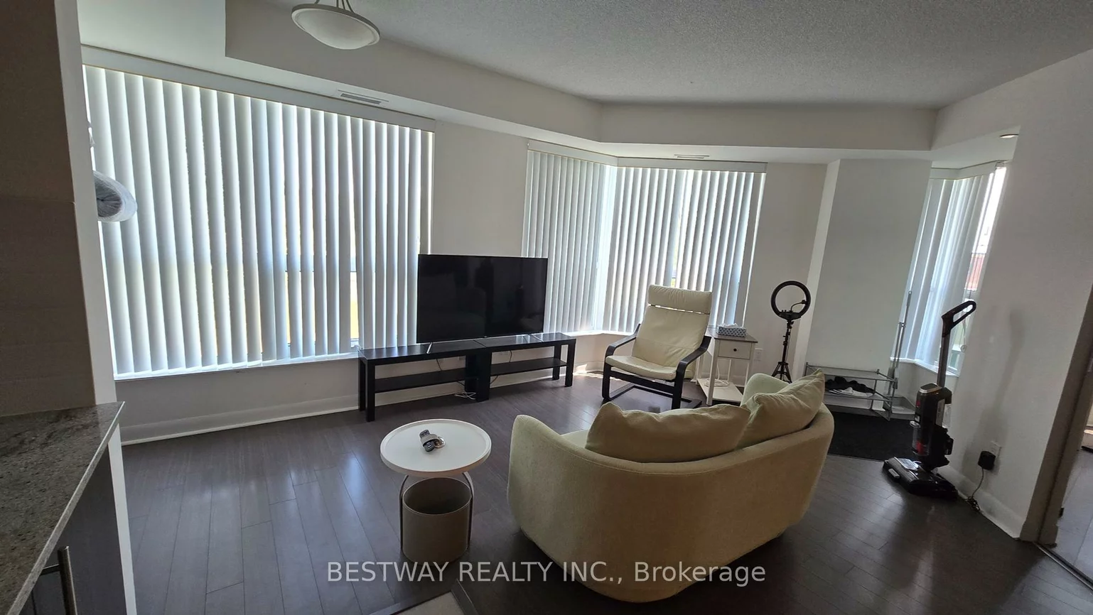 75, Norman Bethune, Beaver Creek Business Park, Richmond Hill