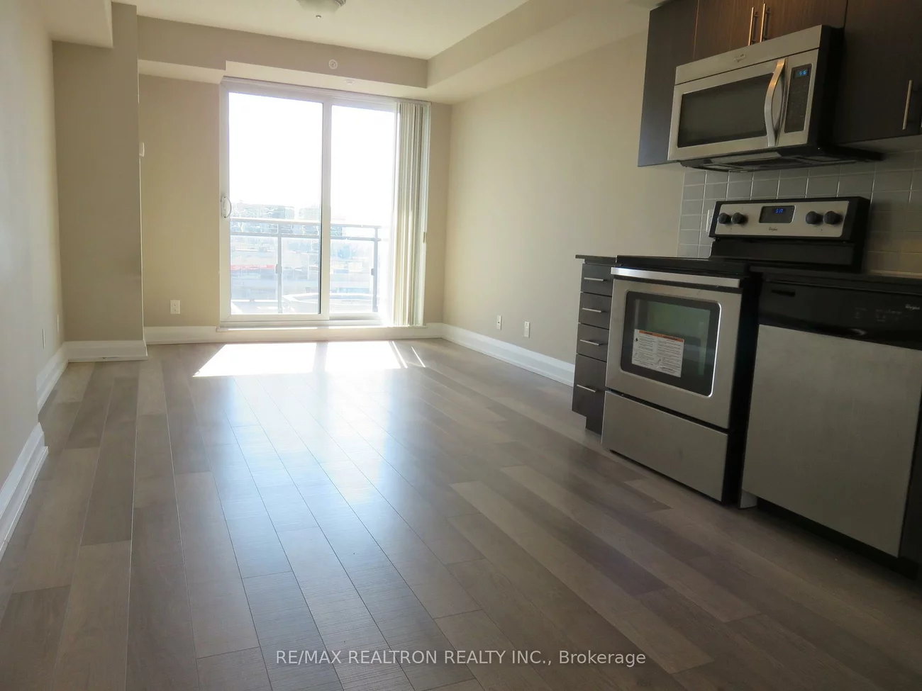 370, Highway 7, Doncrest, Richmond Hill