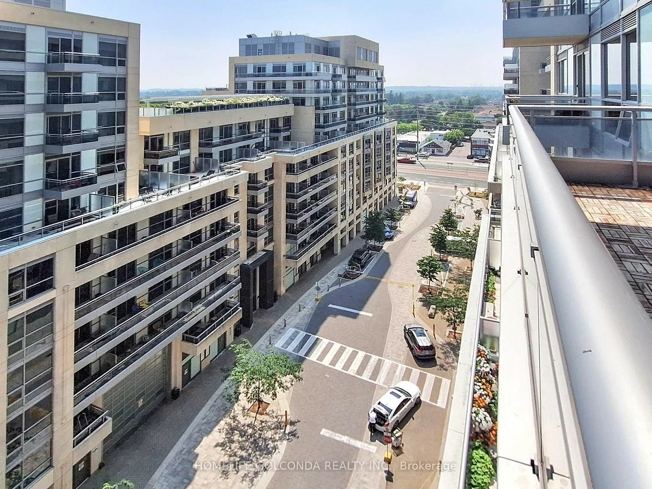 9205, Yonge, Langstaff, Richmond Hill