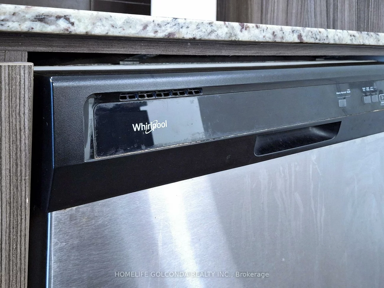 9205, Yonge, Langstaff, Richmond Hill