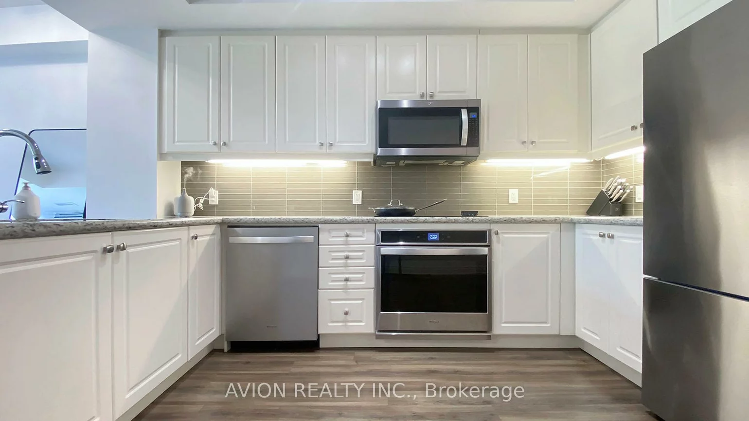 9618, Yonge, North Richvale, Richmond Hill