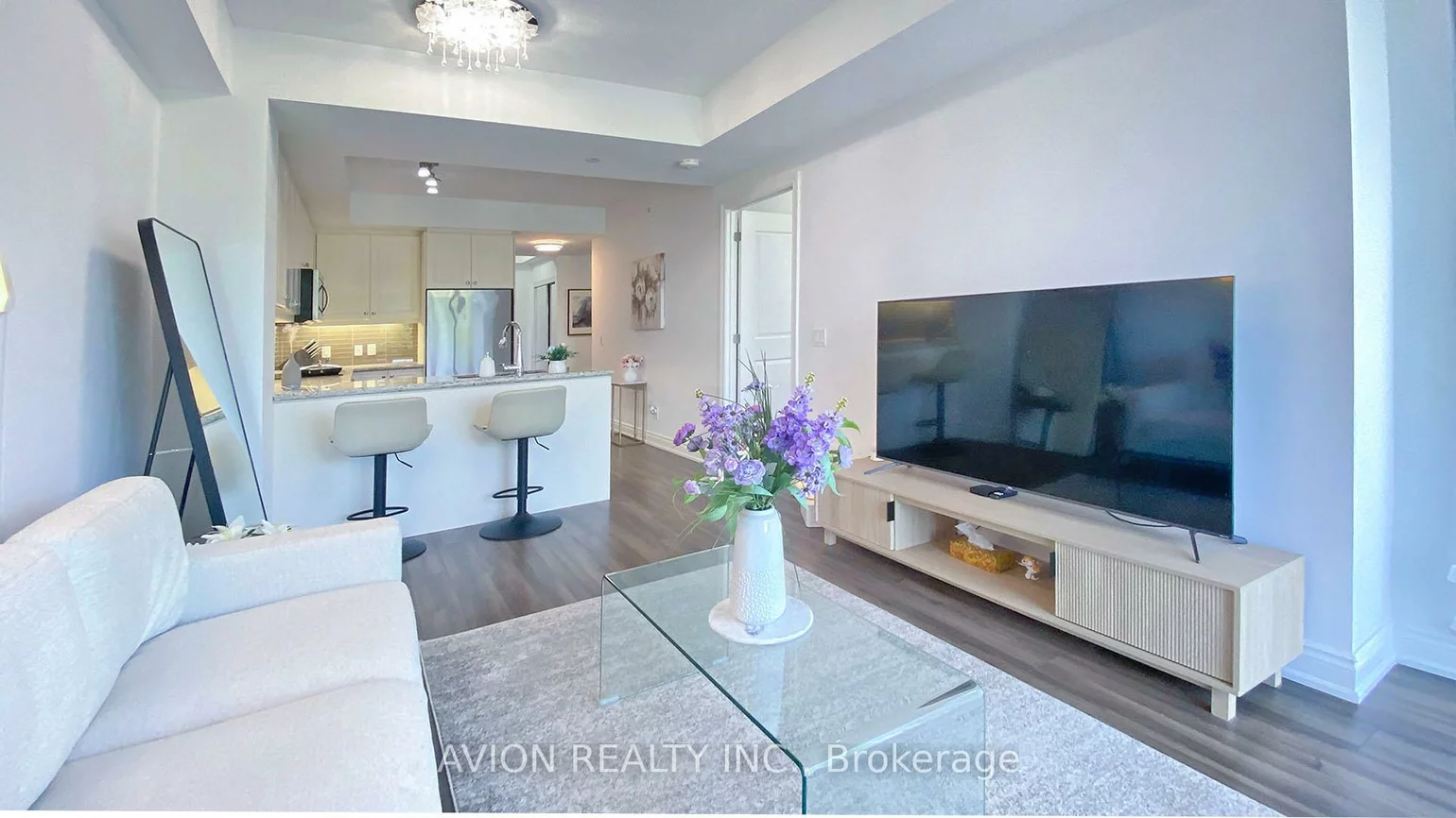 9618, Yonge, North Richvale, Richmond Hill