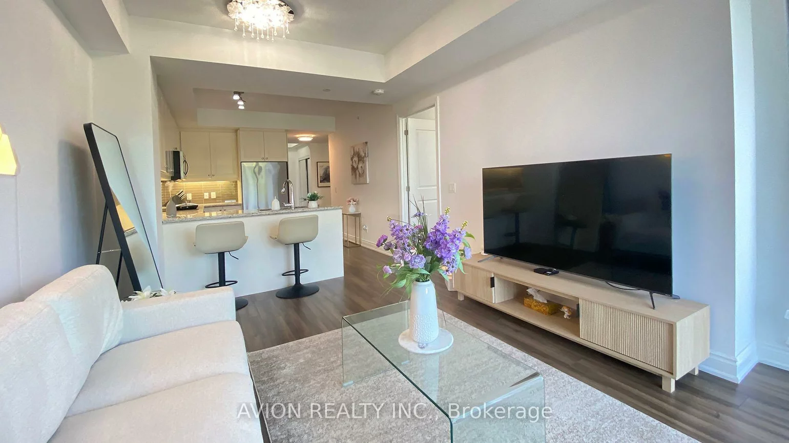 9618, Yonge, North Richvale, Richmond Hill