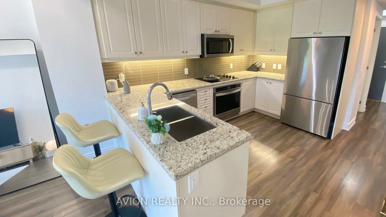 9618, Yonge, North Richvale, Richmond Hill