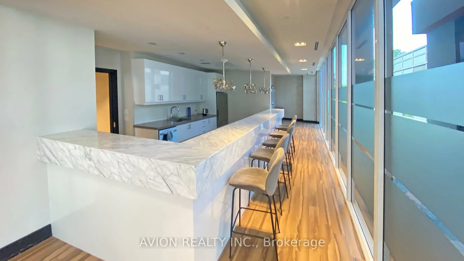 9618, Yonge, North Richvale, Richmond Hill