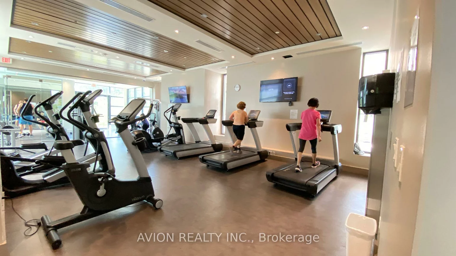 9618, Yonge, North Richvale, Richmond Hill