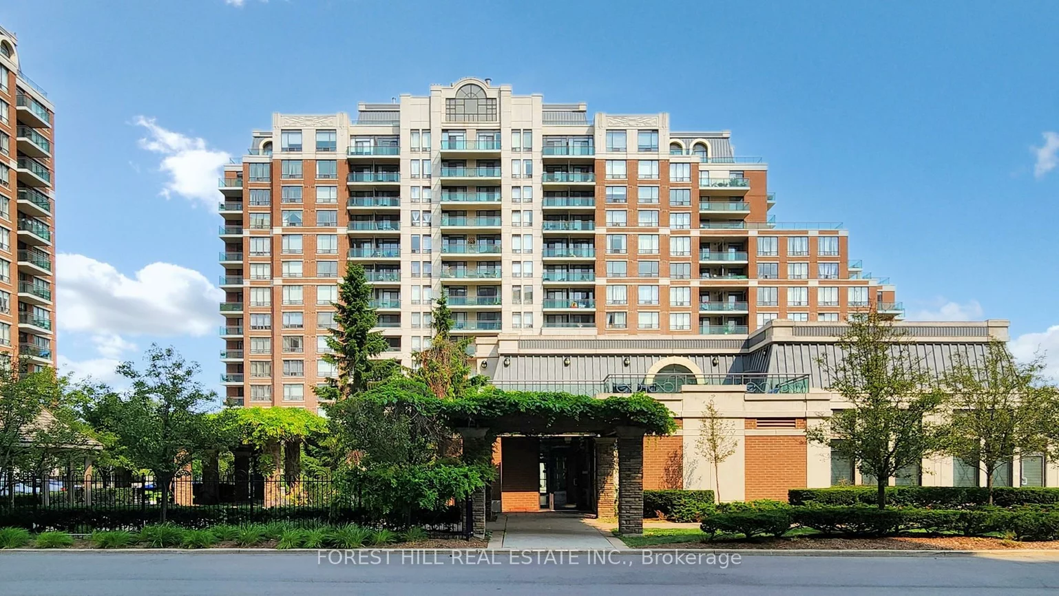 350, Red Maple, Langstaff, Richmond Hill