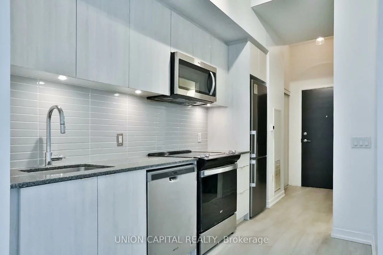 8868, Yonge, South Richvale, Richmond Hill