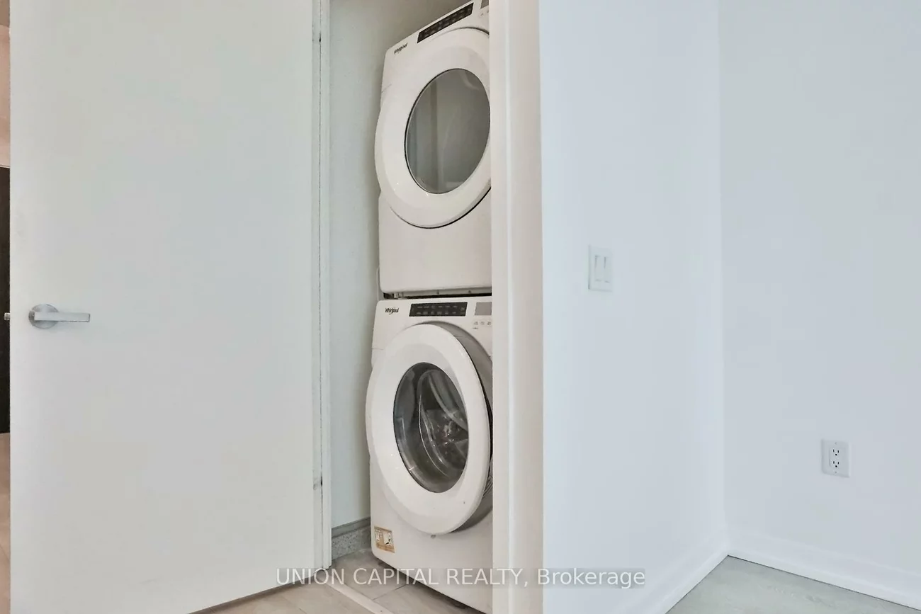 8868, Yonge, South Richvale, Richmond Hill