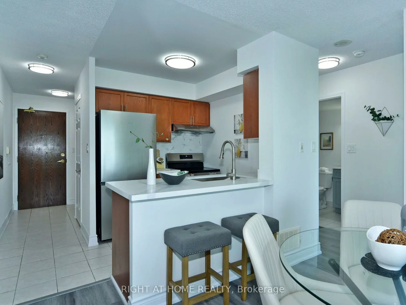 51, Baffin, Langstaff, Richmond Hill