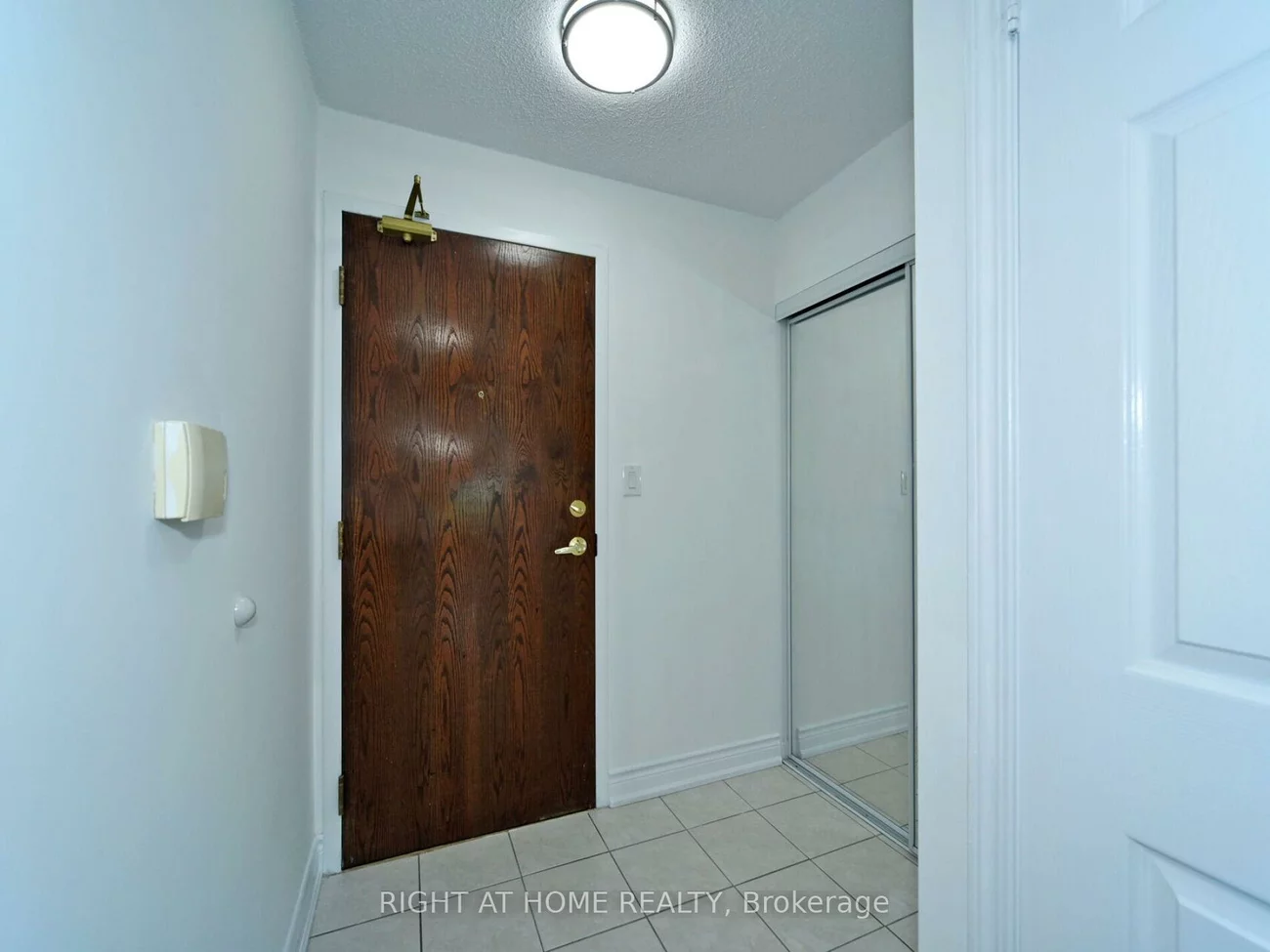 51, Baffin, Langstaff, Richmond Hill