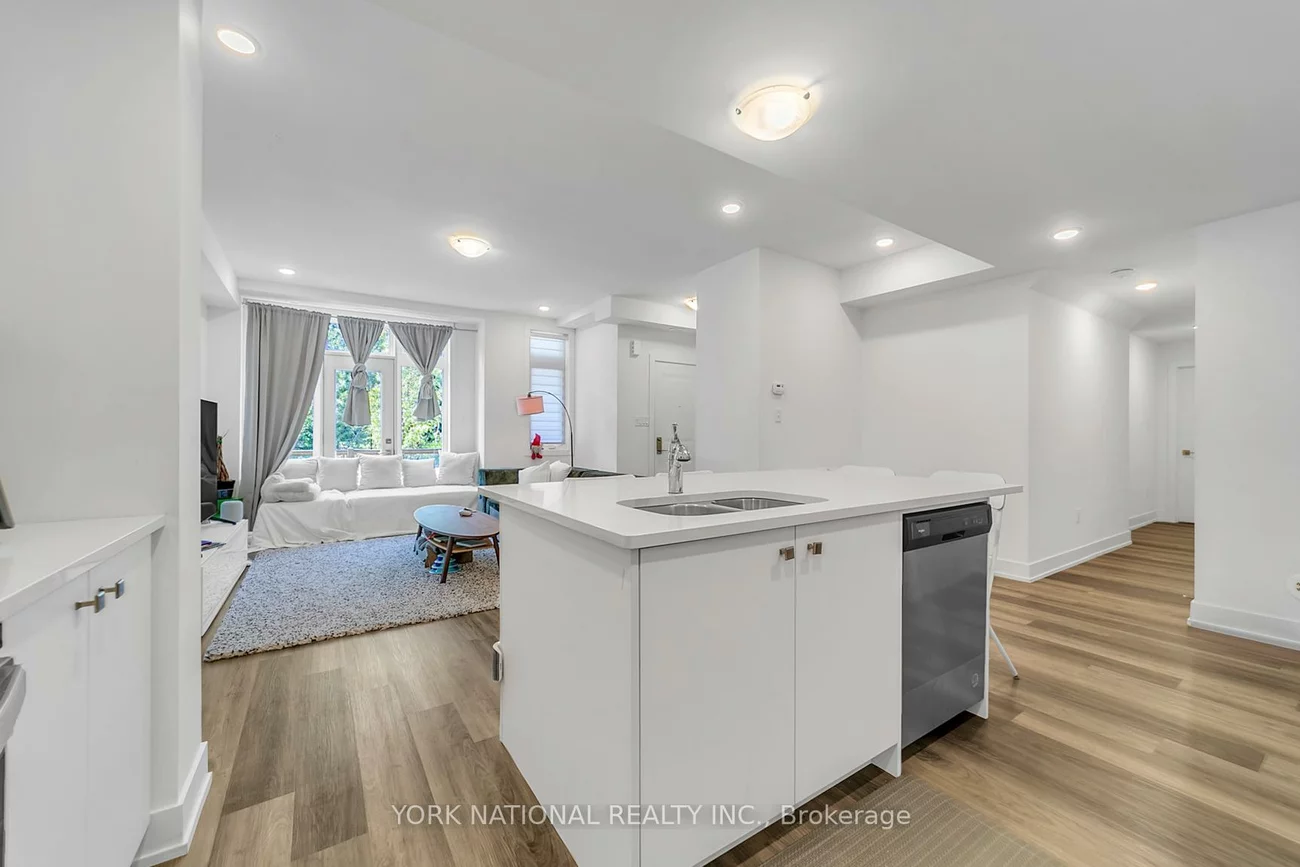 3, Bond, Oak Ridges, Richmond Hill