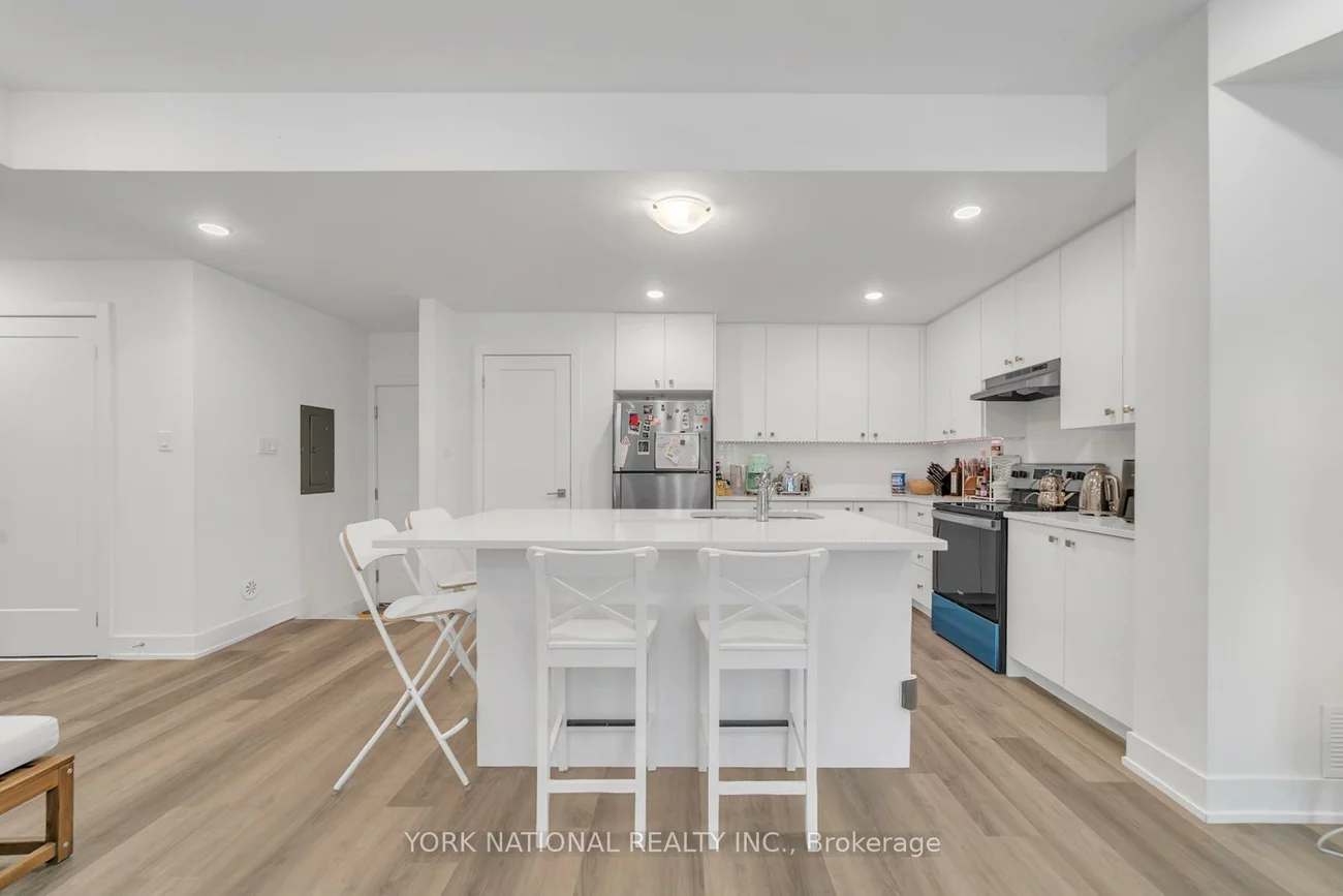 3, Bond, Oak Ridges, Richmond Hill
