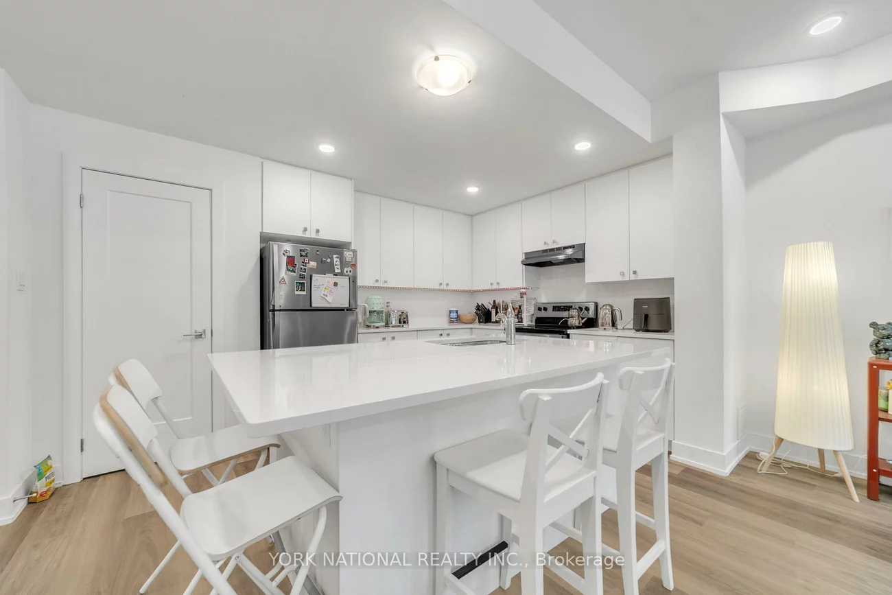 3, Bond, Oak Ridges, Richmond Hill