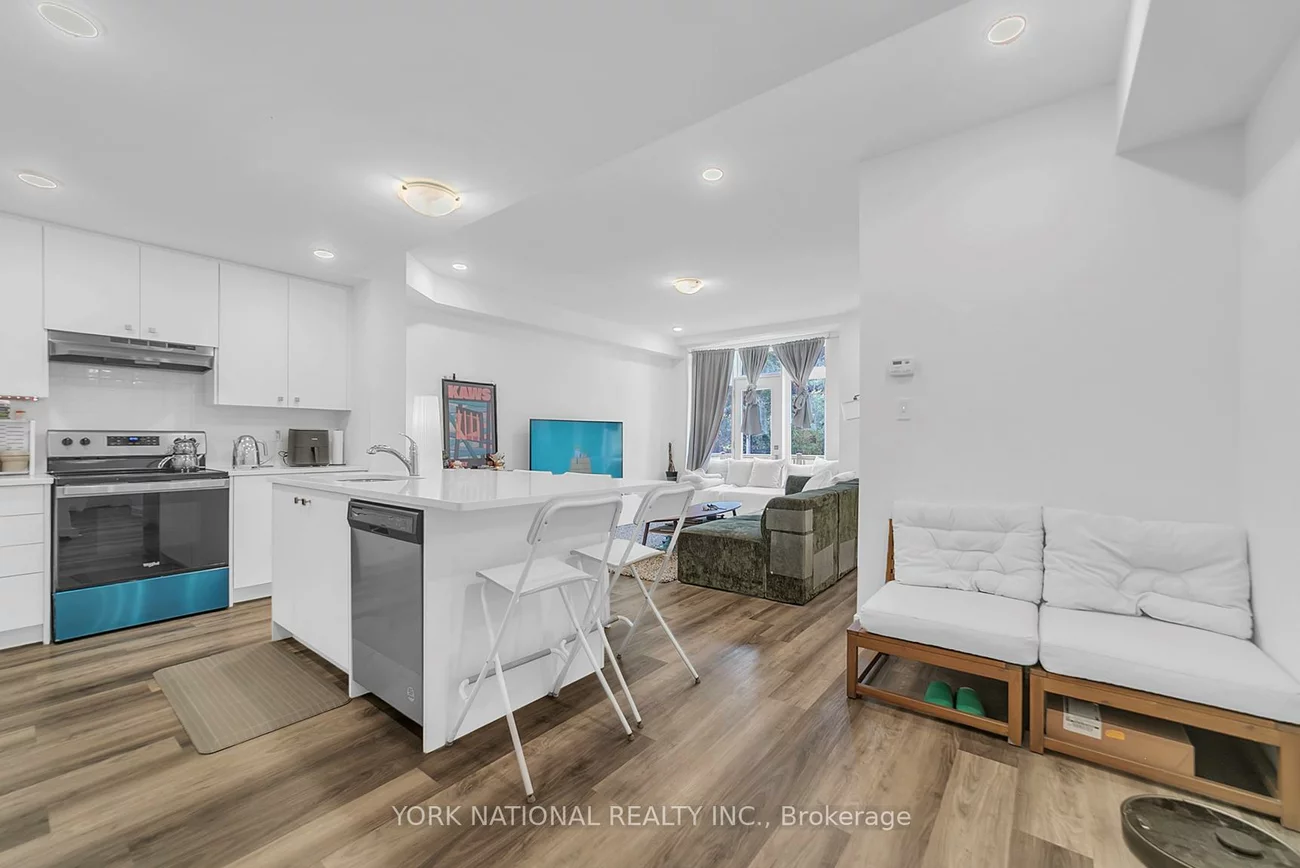 3, Bond, Oak Ridges, Richmond Hill