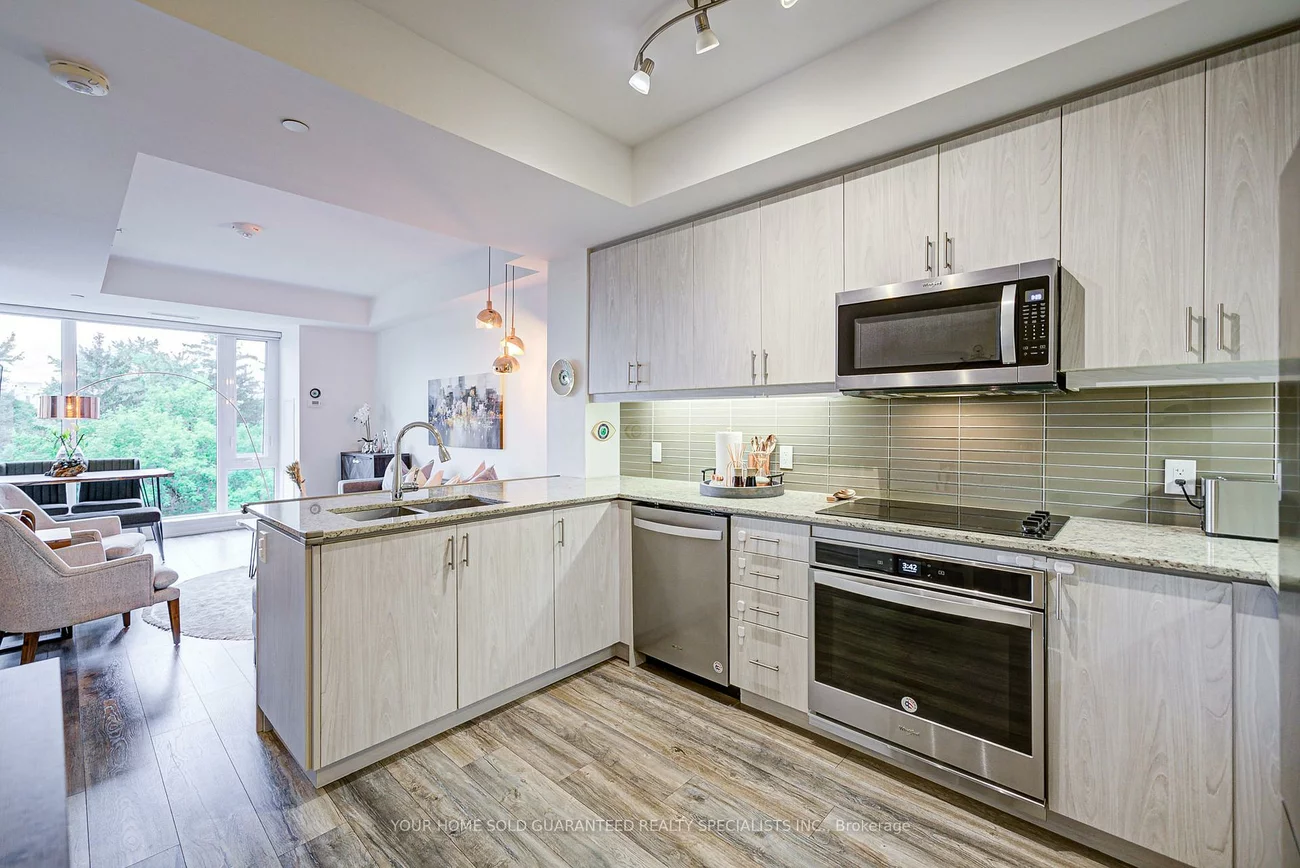 9618, Yonge, North Richvale, Richmond Hill