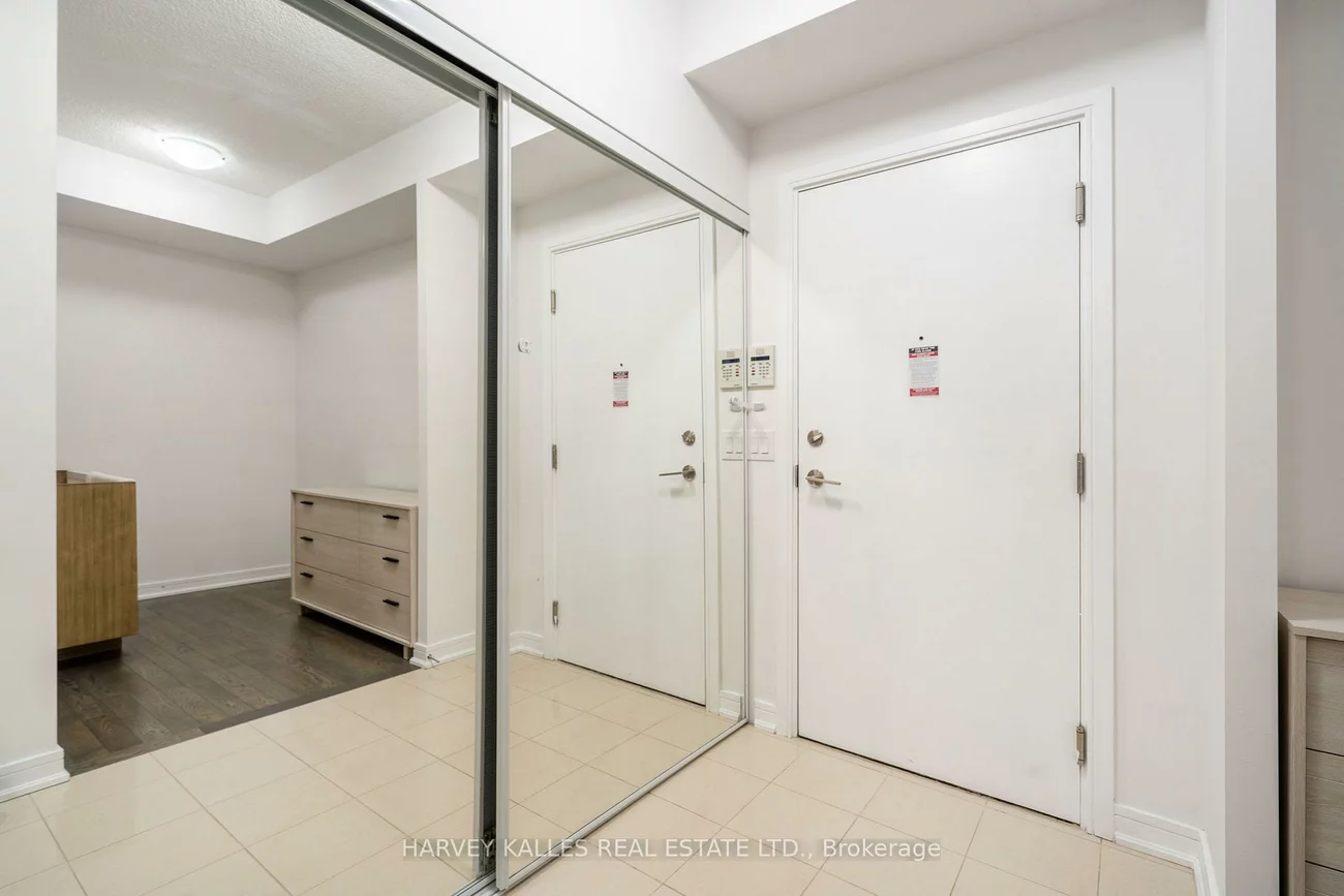 9199, Yonge, Langstaff, Richmond Hill