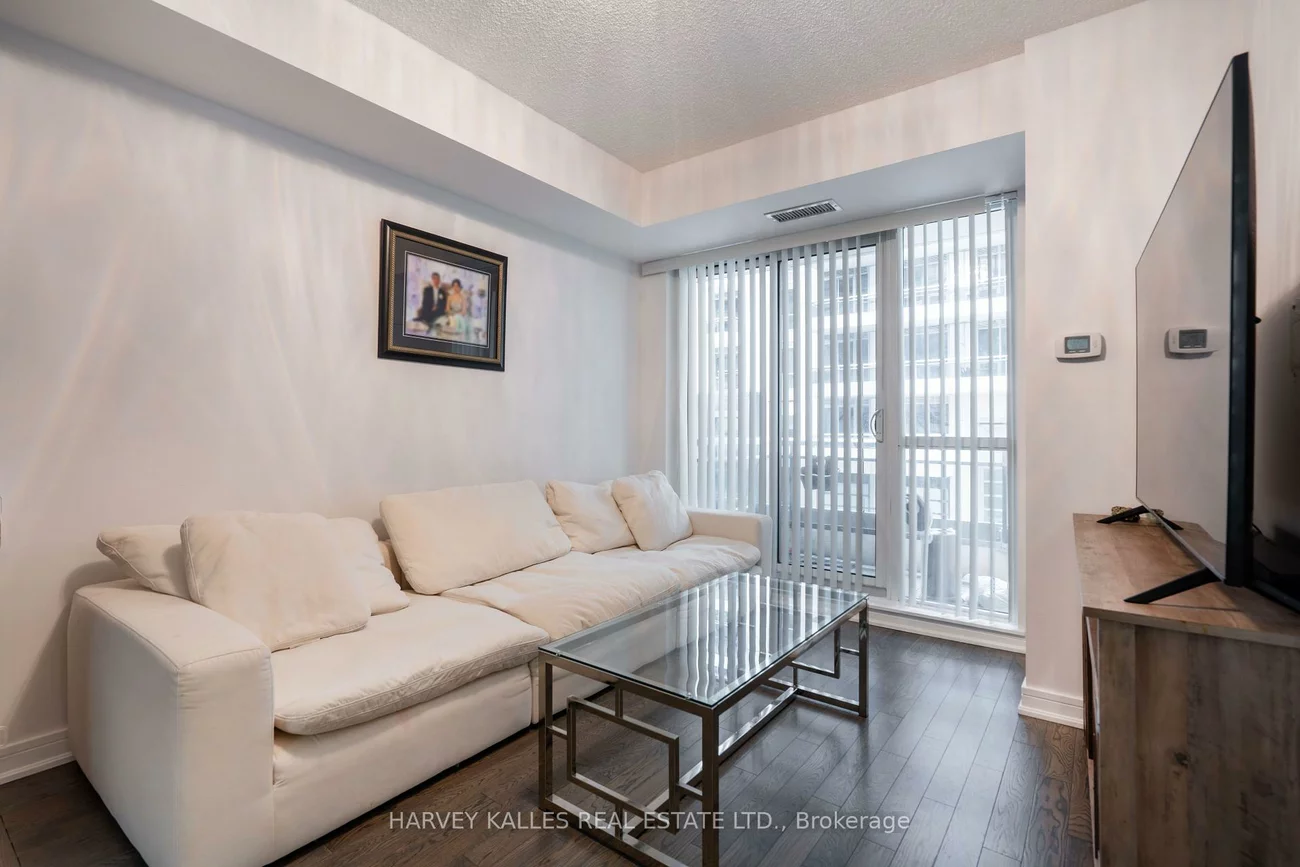 9199, Yonge, Langstaff, Richmond Hill